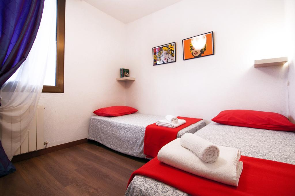 Casa Tortilla Sagrada Familia Barcelona Room photo